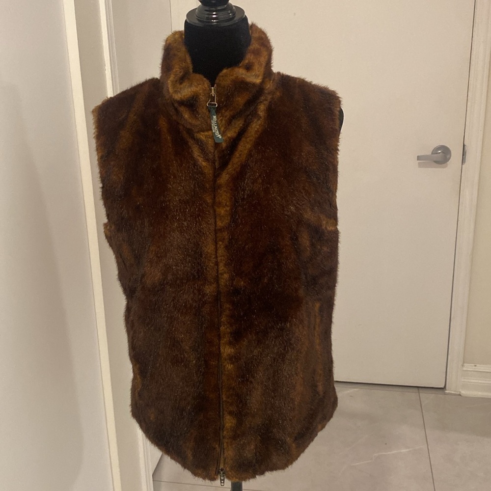 Faux Fur Mock neck fully lined brown lined Vest Size 7/8